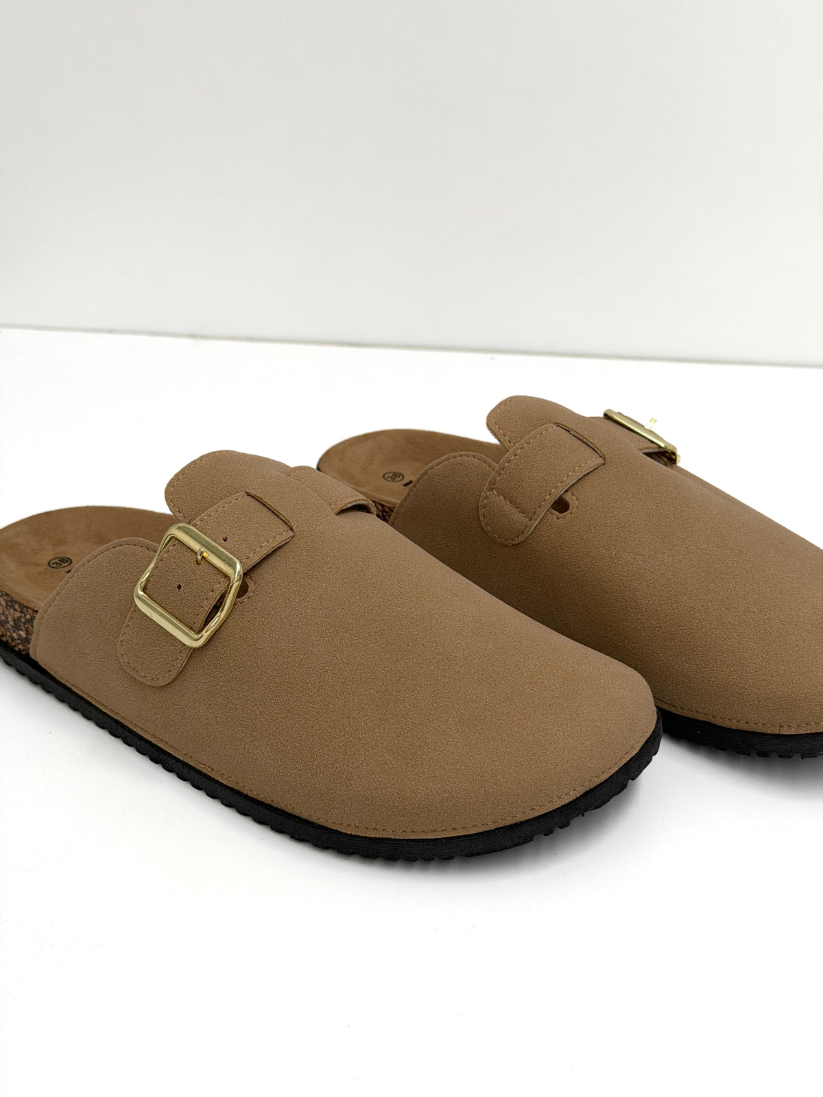 Sueco Beige.